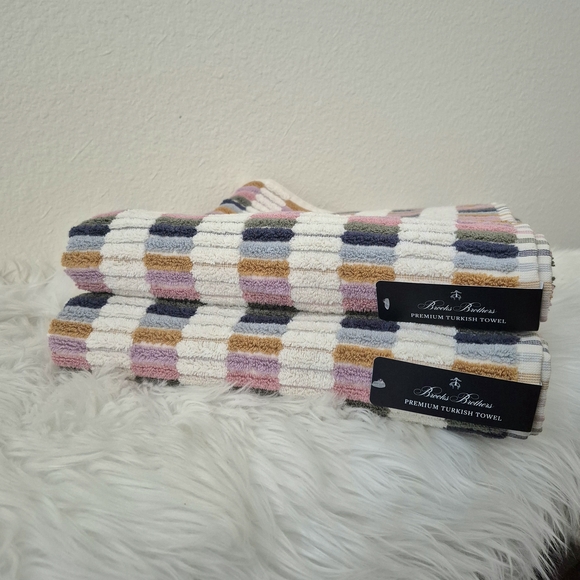2pc Brooks Brothers Multicolor 100% premium Turkish Striped bath Towels